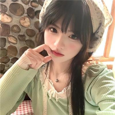 红色白鹦鹉 在线观看封面